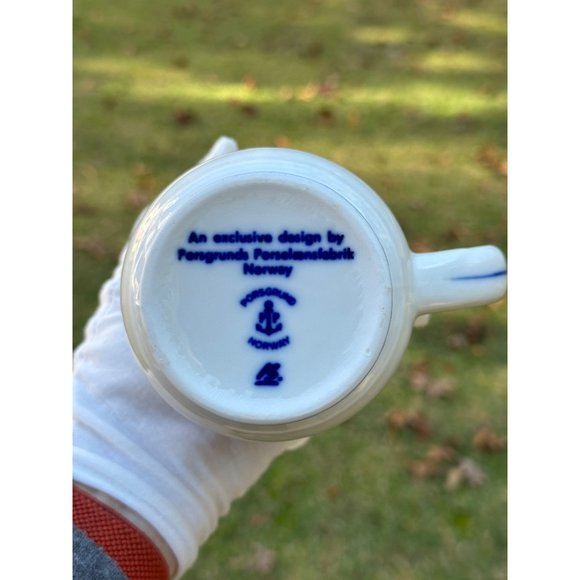 1974 Porsgrund Norway Limited Edition Christmas Mug "The Shepherds" Vintage - Picture 7 of 8